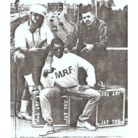 M.R.F. Est Arrivé // Notre Monde