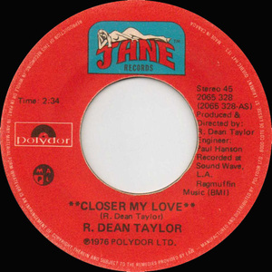 Closer My Love b/w Daddy's Got a Gun
