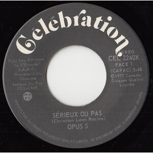 Sérieux ou pas b/w Pour boire il faut vendre