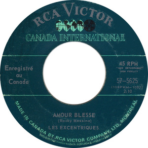 Amour Blessé b/w Fume, Fume, Fume