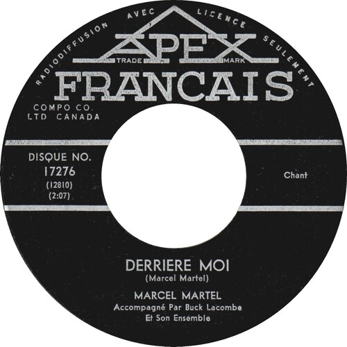 Derriere Moi b/w Mon Petit Bateau de Bois